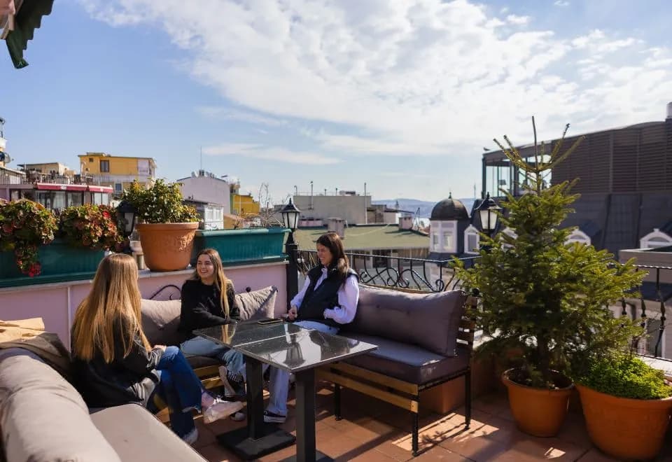 Agora Guesthouse