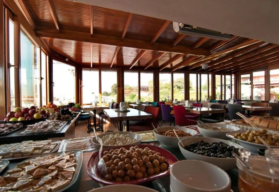 Mevlana Hotel
