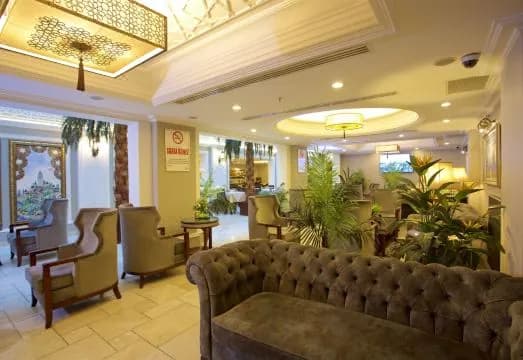 Emporium Hotel