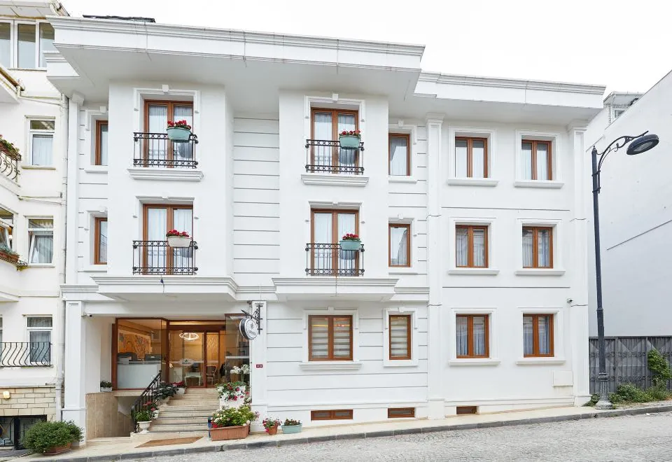 Albinas Hotel Old City