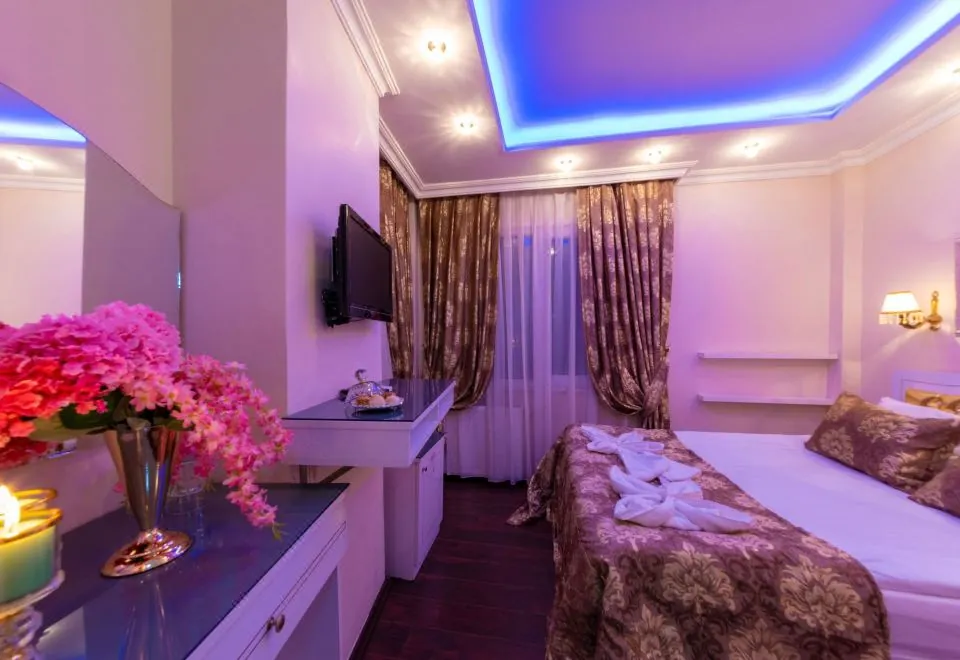 Charm Hotel