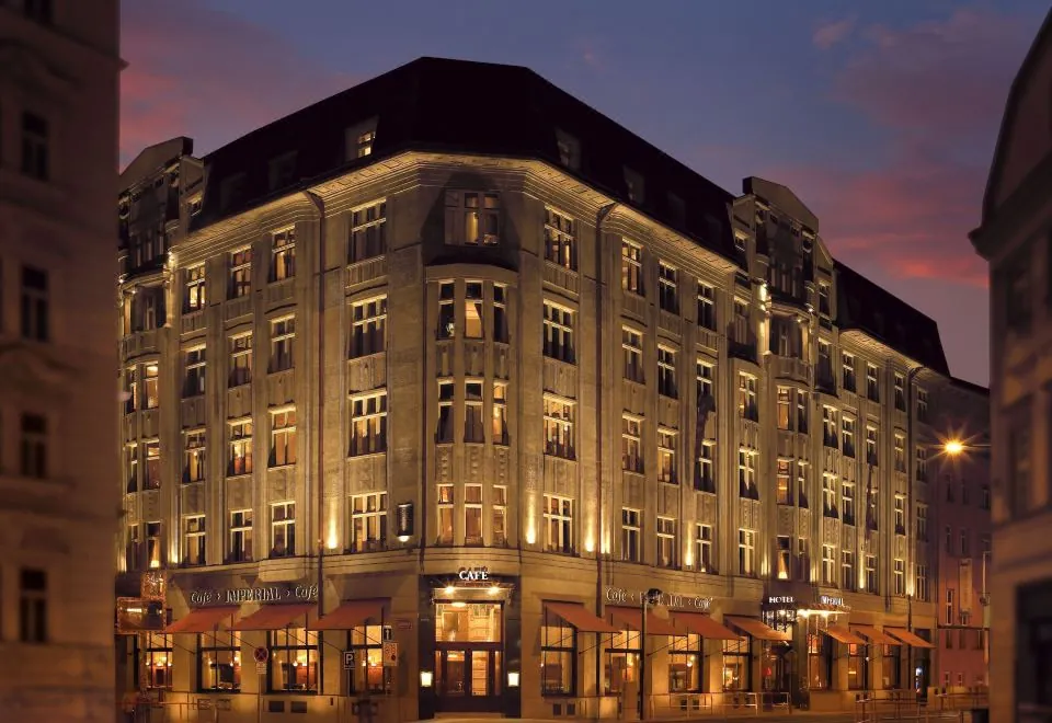 Art Deco Imperial Hotel