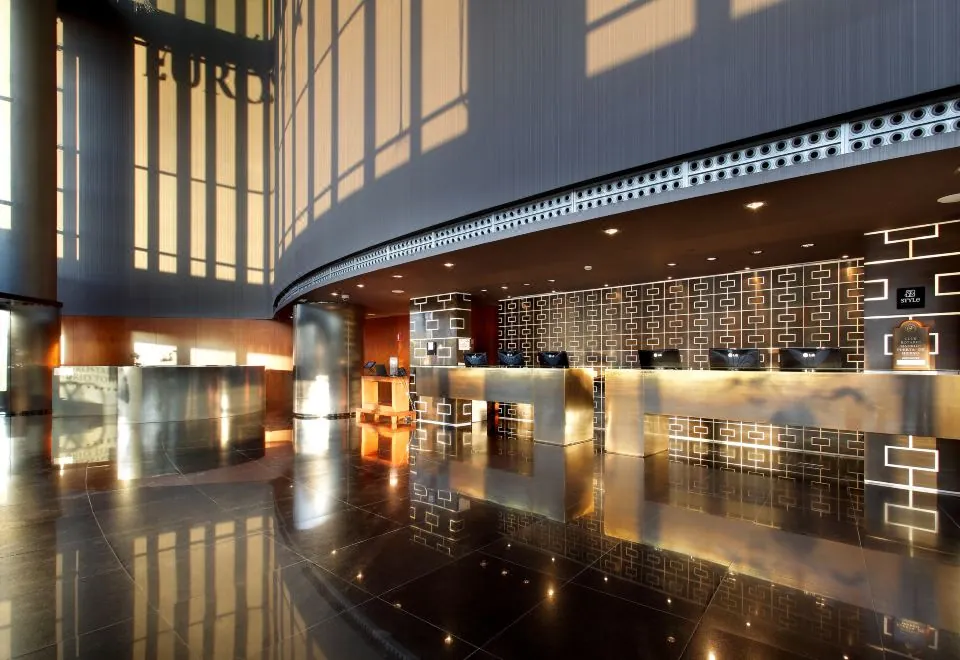 Eurostars Madrid Tower