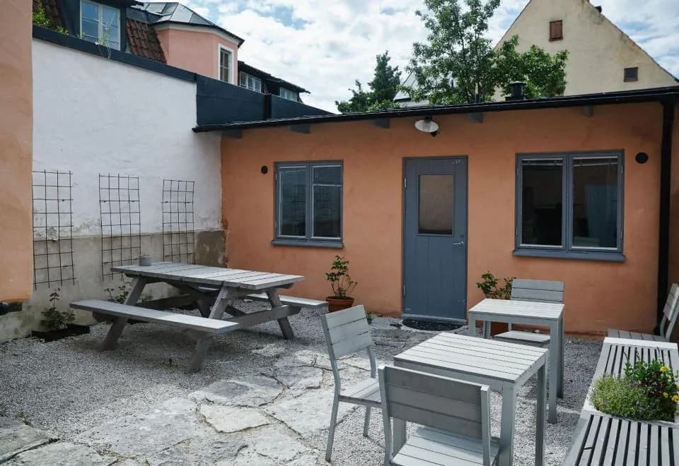 Visby Logi & Vandrarhem Hästgatan 14