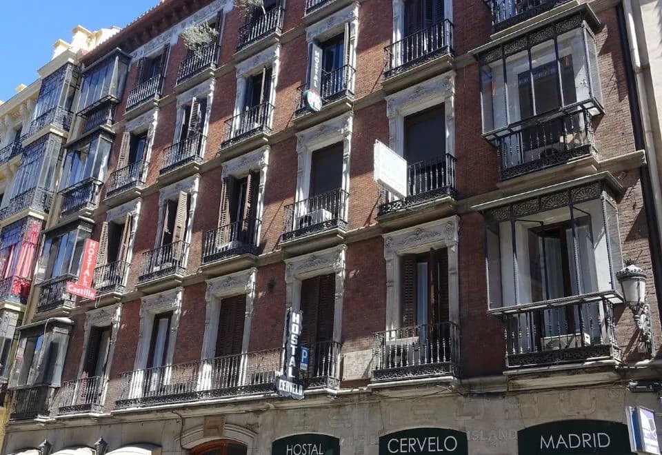 Hostal Cervelo