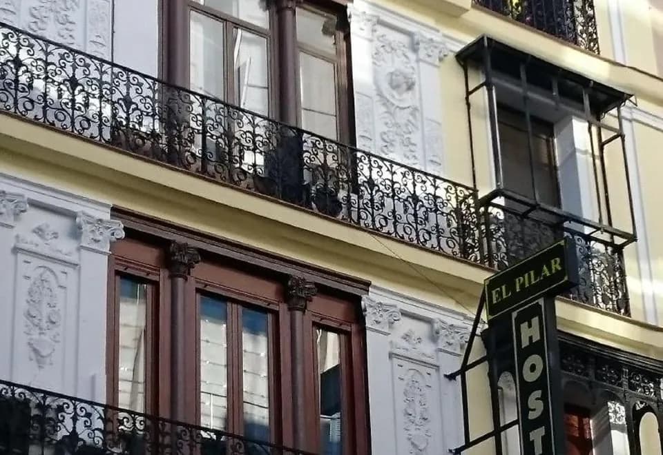 Hostal El Pilar