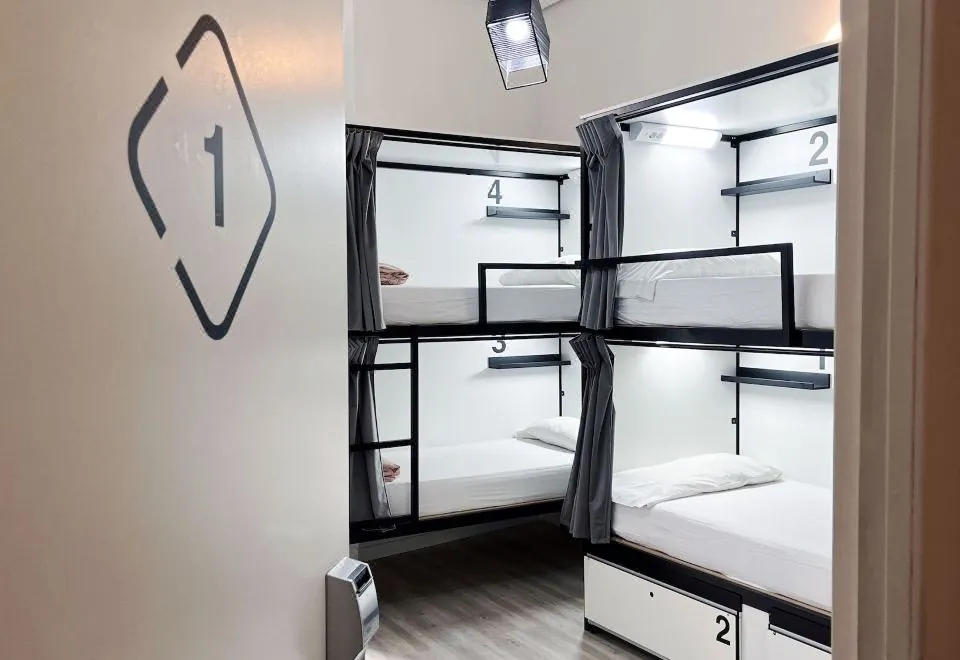 Way Hostel