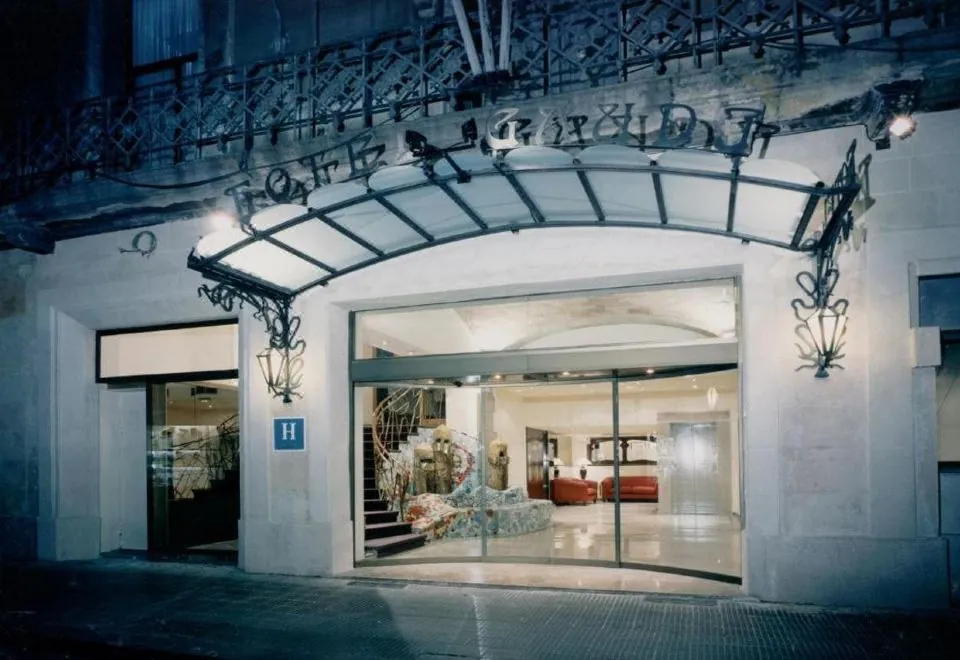 Gaudi Hotel