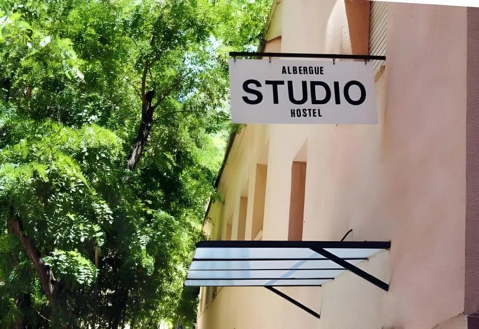 Studio Hostel