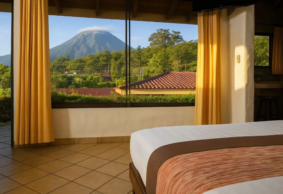Arenal Volcano Inn