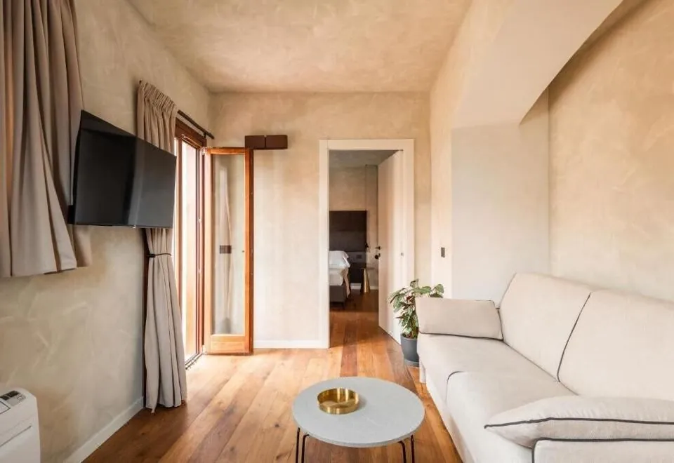 Palazzo Olivia Rooms & Apartments