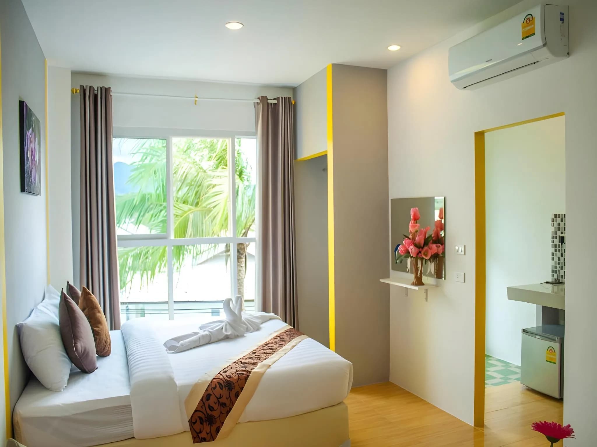 The Sunflower Holiday Hostel