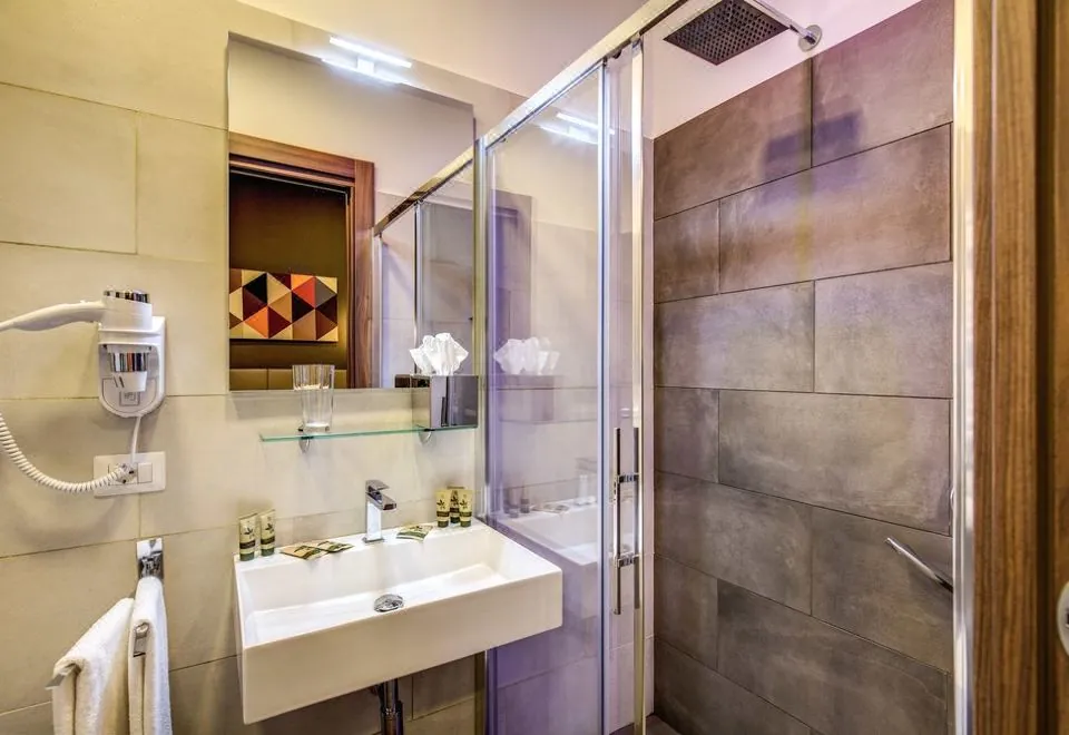 Luxury Rooms