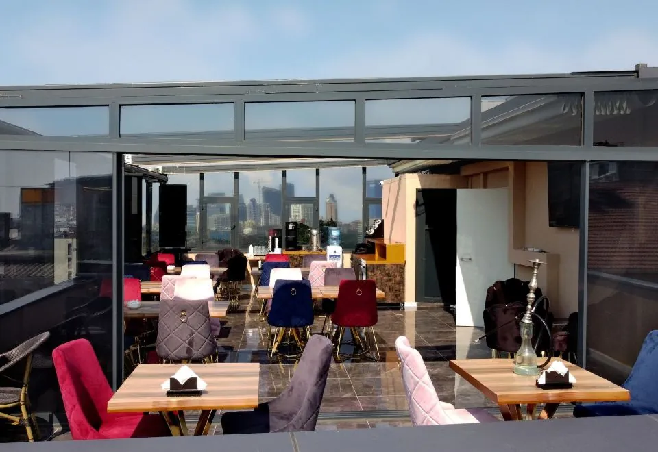 Grand Tower Hotel