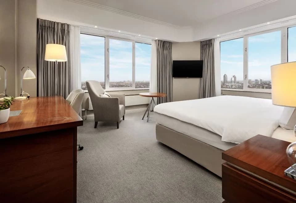 Hotel Okura Amsterdam – the Leading Hotels of the World