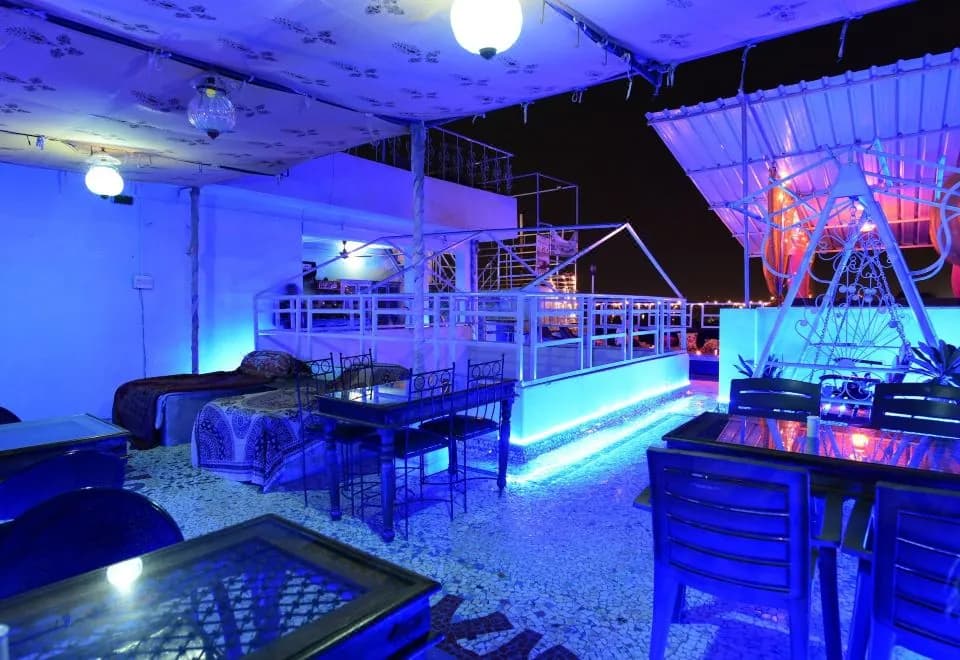 Yogis Guest House