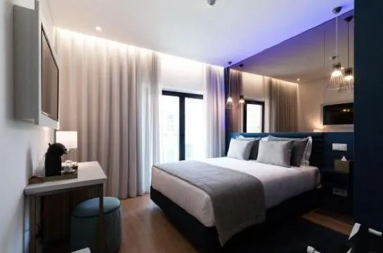 Zurin Charm Hotel