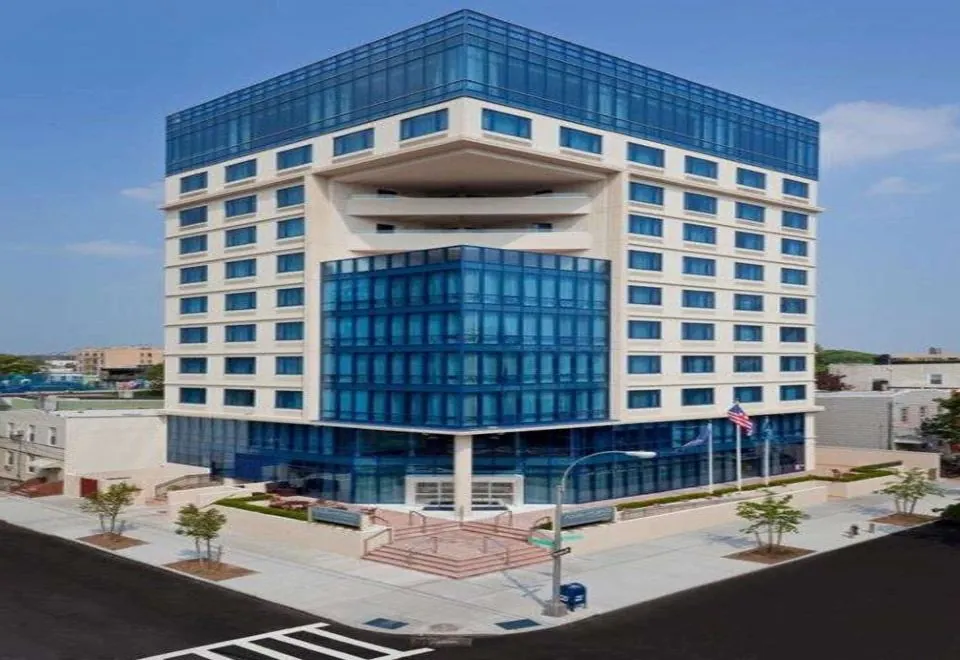 Vista LIC Hotel, Premier Collection by Best Western