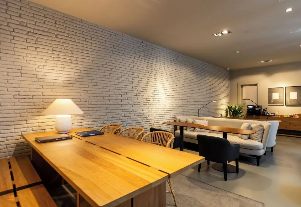 Uma Suites Pau Claris