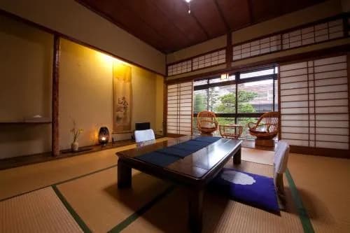 Ryokan Sennari (13 years or older)