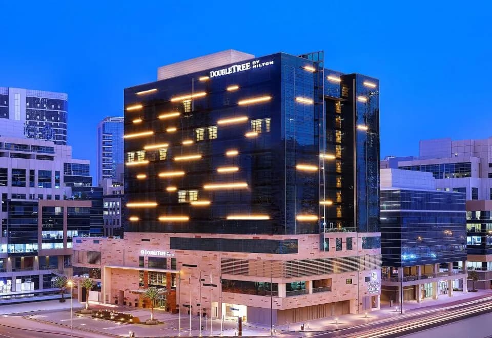 DoubleTree by Hilton Dubai - Business Bay
