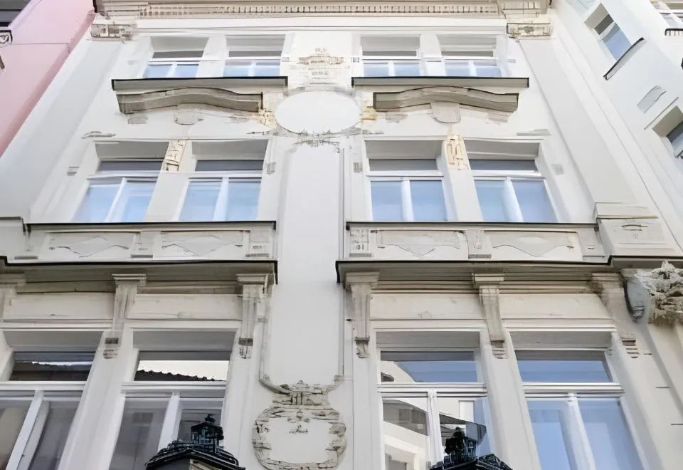 Charles Bridge Premium Apartments