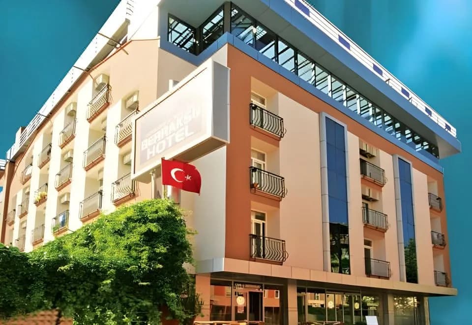 Berrak Su Hotel