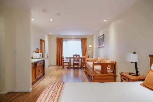 Del Bosque Apart Hotel