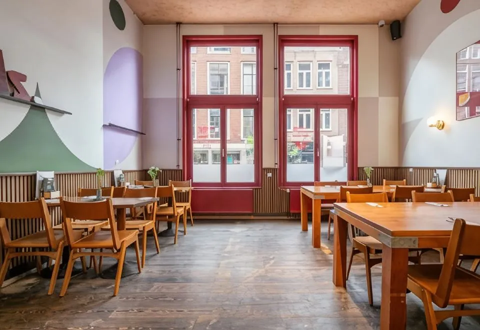 Hans Brinker Hostel Amsterdam