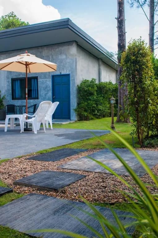 Tin-Rail House