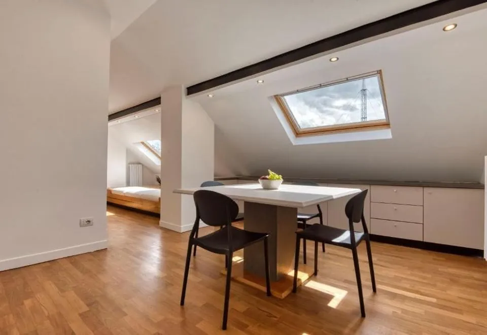 Milan Royal Suites & Luxury Apartments