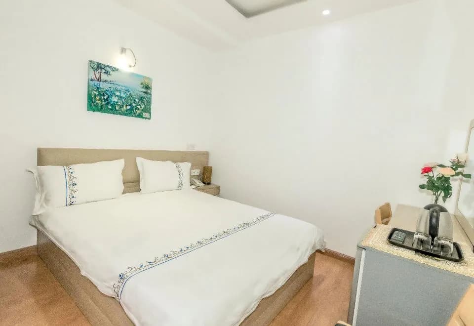 Pansy Hotel