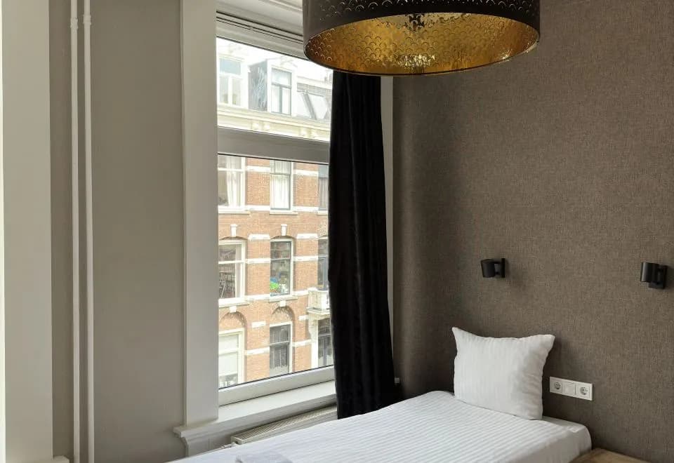 Hotel Vondel Garden City Centre