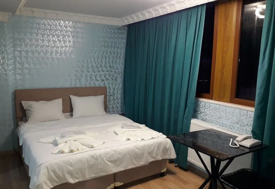 Blue Sail Hotel