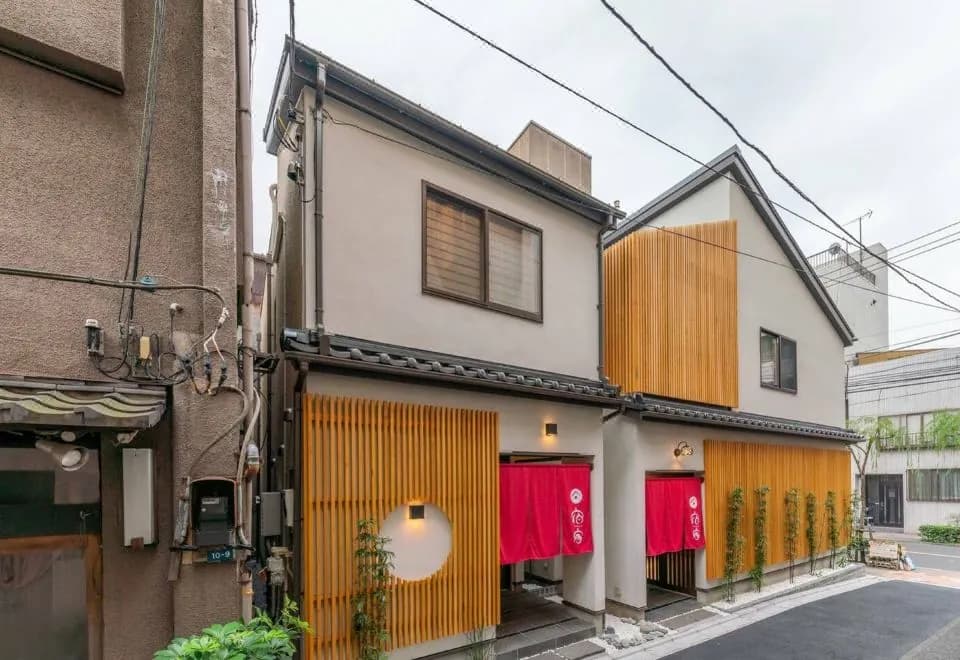 Yadoya Yanagidori East