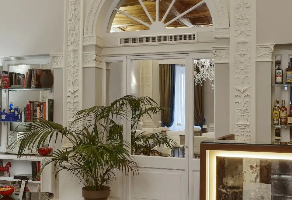 L'Obelisque Maison de Luxe