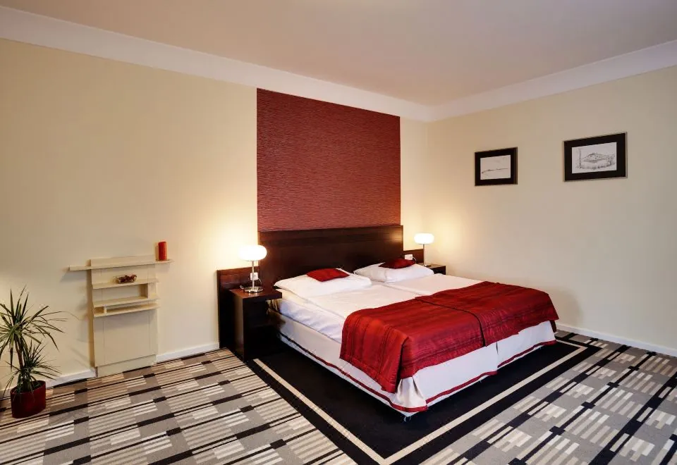 Karlova 25 Apartments