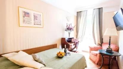 Hotel Cecil