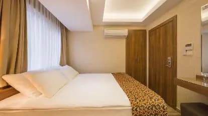BGuest Hotel & Residence