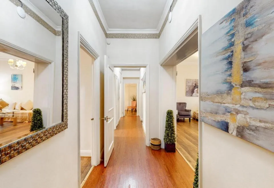 Park Lane Apartments/Shaw House