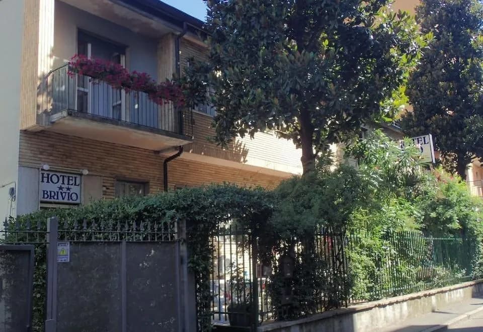 Hotel Brivio