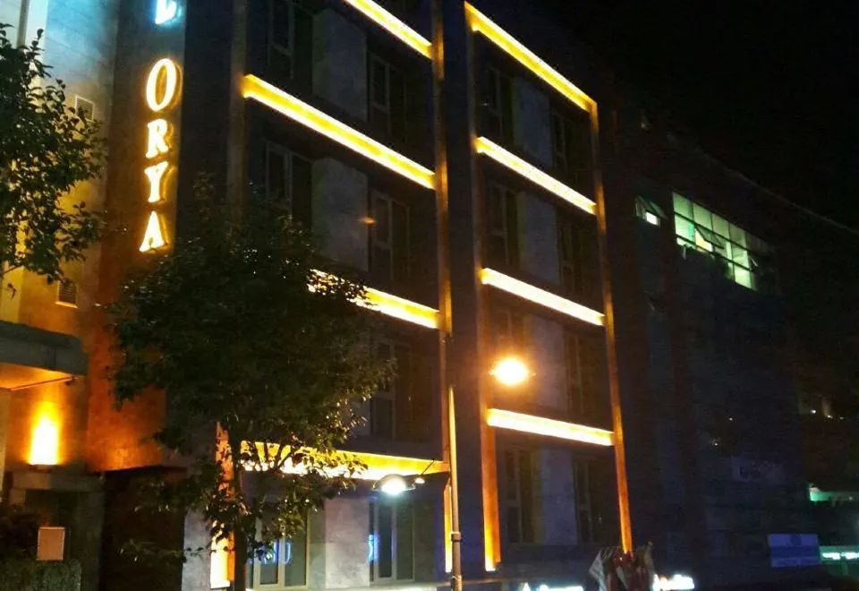 Orya Hotel