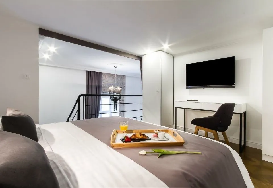 DeZign Superior Apartments & Rooms