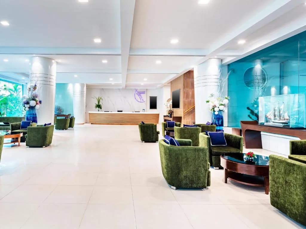 Blue Cabin Hotel (Formerly A-ONE New Wing Hotel)