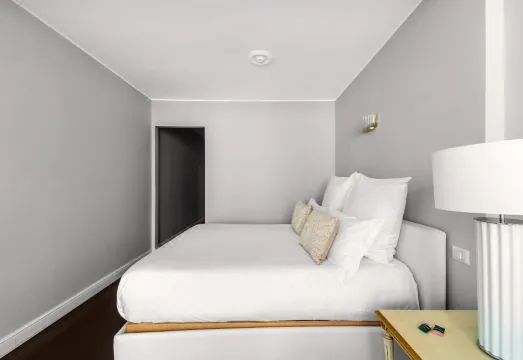 Adore Rooms & Apartments