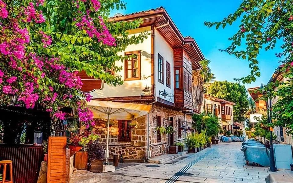 Lily Town Boutique Hotel