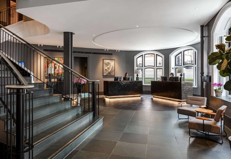 Radisson Blu Edwardian Bloomsbury Street Hotel, London