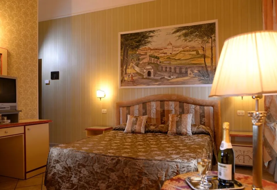 Hotel Golden