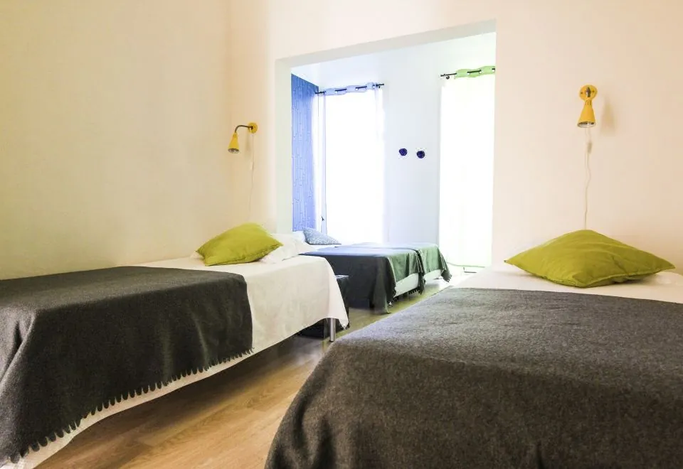 Evora Inn