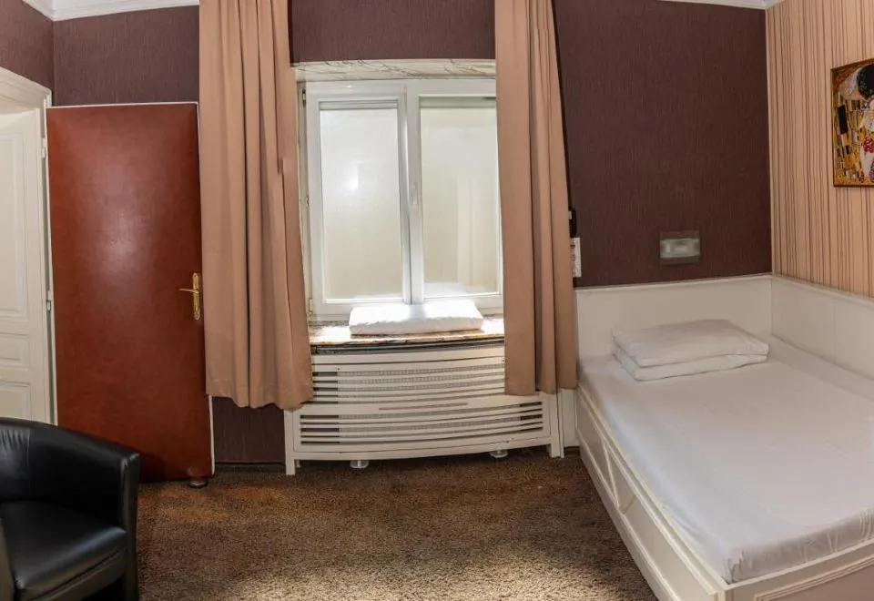 Hotel Goldene Spinne